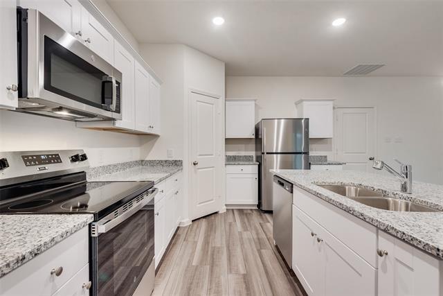 Building Photo - 207 Bradford Dr