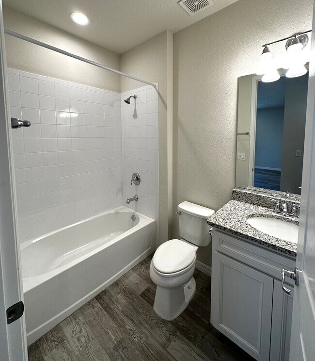 Building Photo - Del Webb Sunshine State of Mind 2BR/2BA (G...