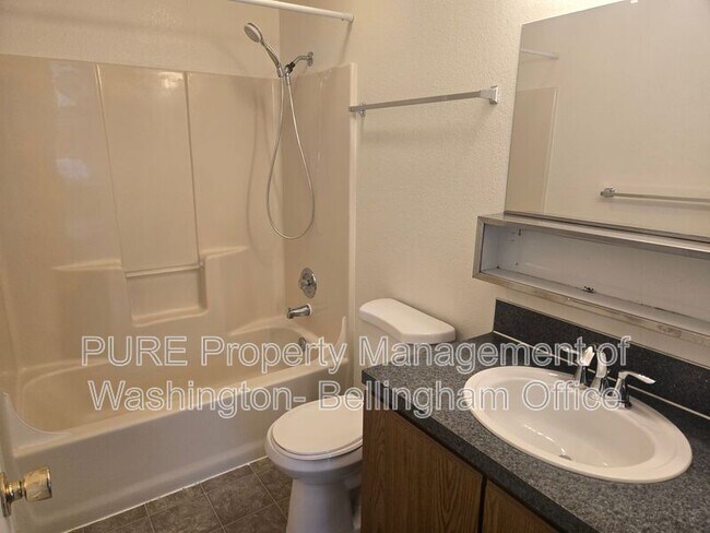 Building Photo - 1720 Texas St