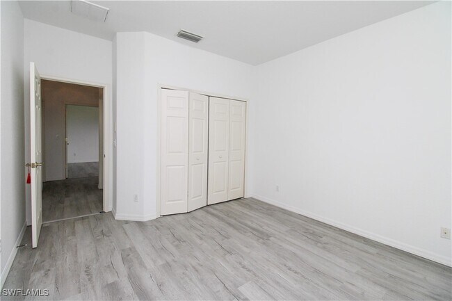 Building Photo - 3927 Aurora Ct