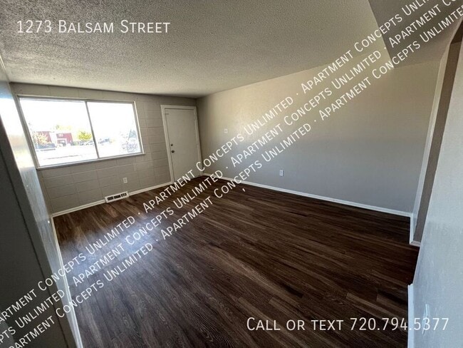 Building Photo - 1273 Balsam St