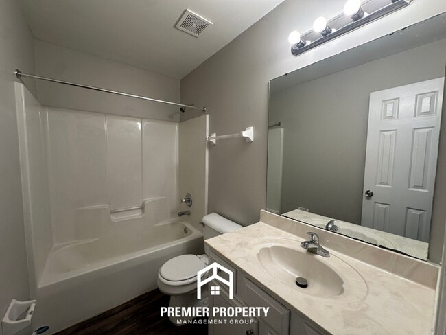 Building Photo - Newly Renovated 3BR Cordova Home | Vaulted Ceilings, Fireplace, 2-Car Garage & Luxury Primary Suite