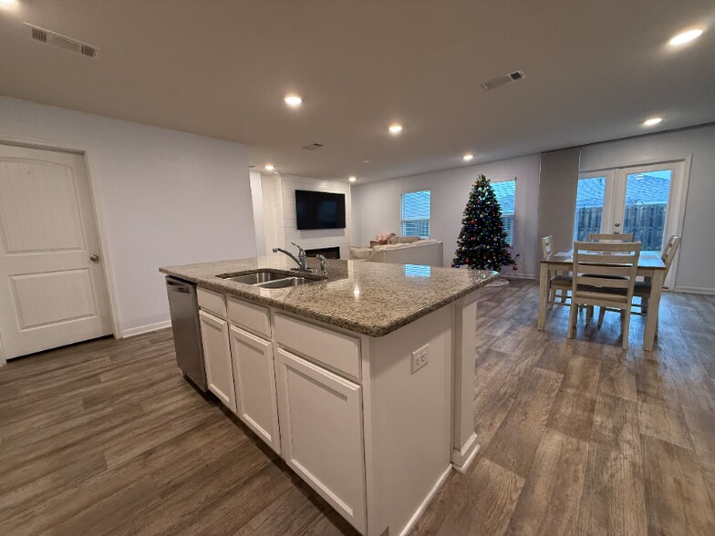 Building Photo - 831 Moorhen Wy