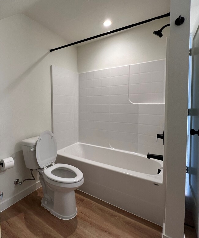 Bathroom - 2509 Oakes Ave