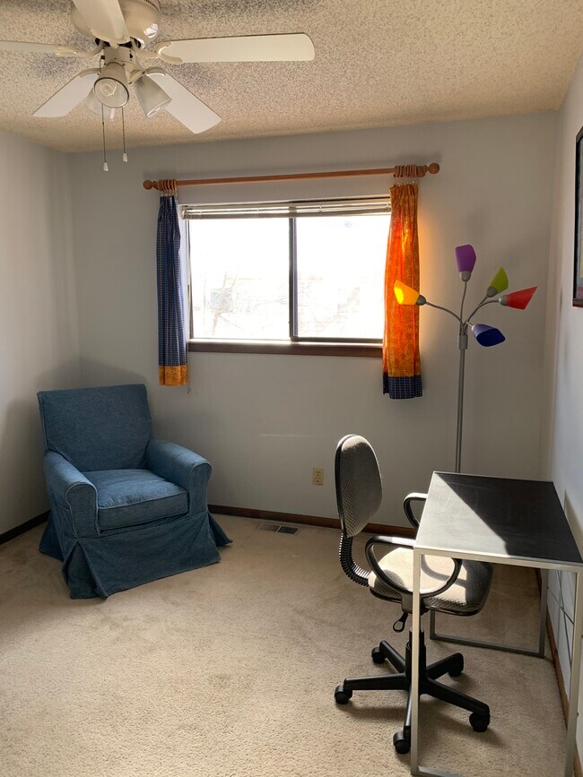 Building Photo - 3727 Talisman Pl
