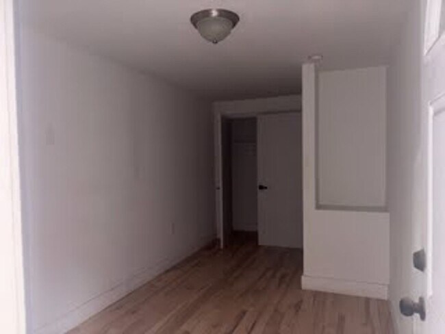 Building Photo - 420 W 150th St