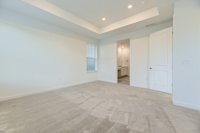 Building Photo - 16721 Desert Wine Trl