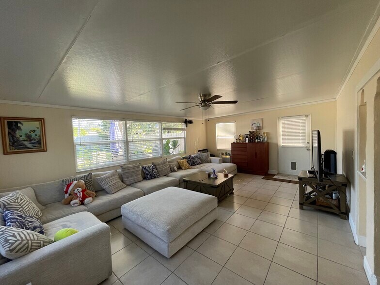 Building Photo - 2906 Sandpointe Dr