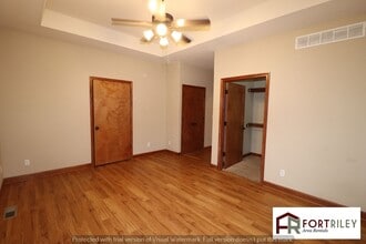 Building Photo - Gorgeous Home for Rent!