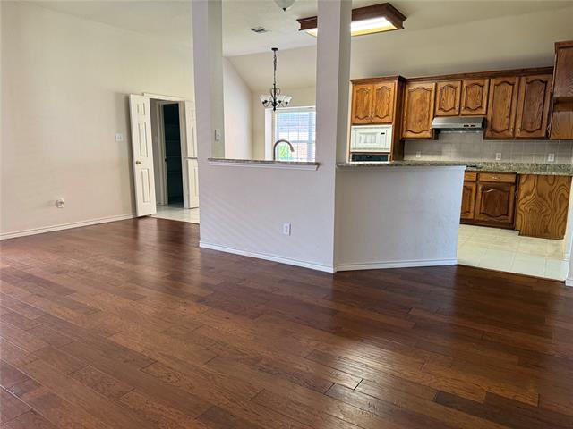 Building Photo - 1435 Kingsley Dr