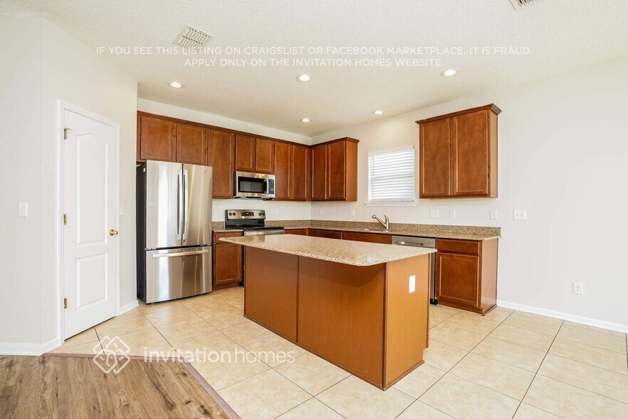 Building Photo - 4766 Creek Bluff Ln