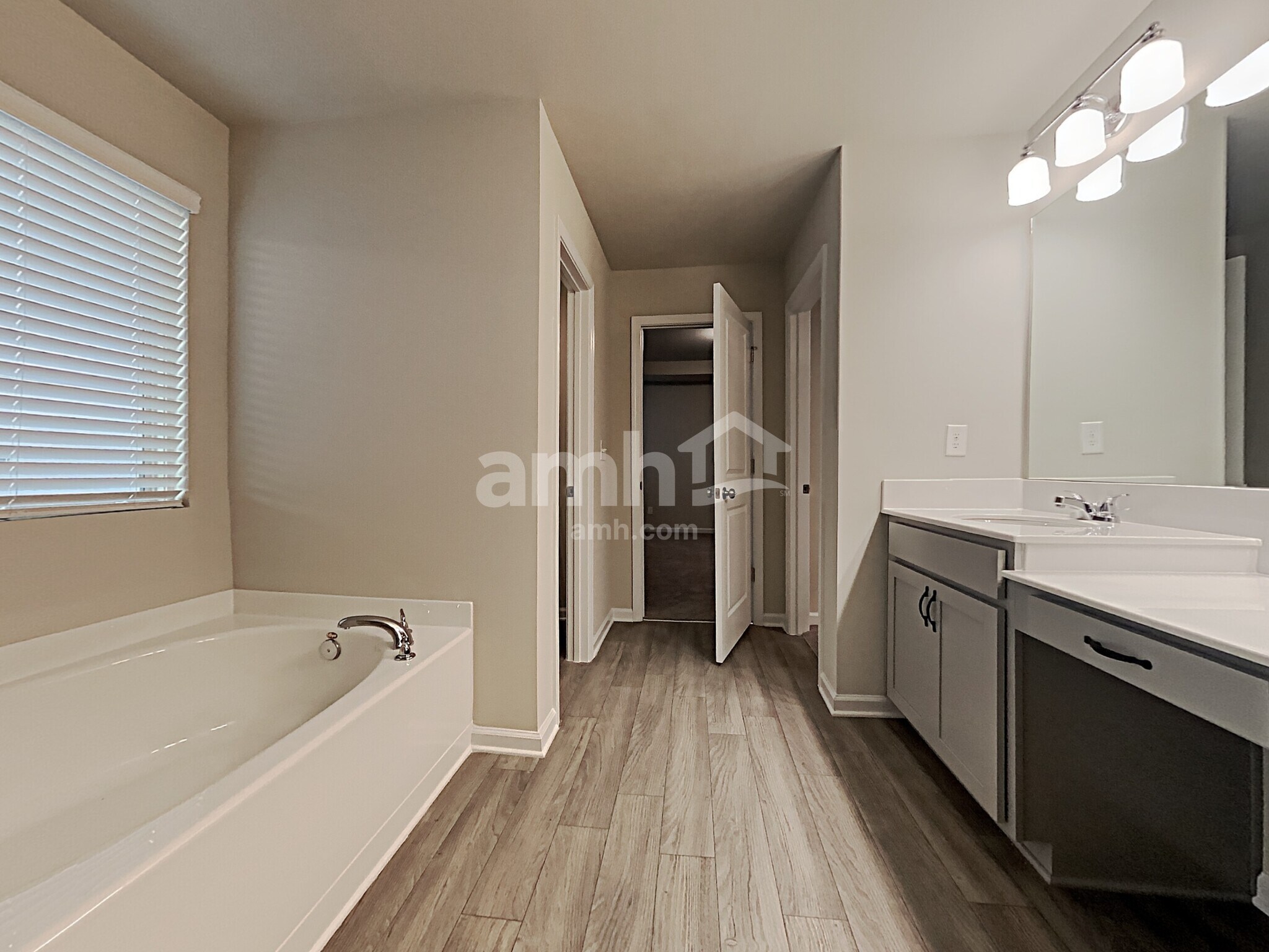 Building Photo - 339 Winston Cir