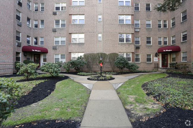 Building Photo - The Mayfair Apartments