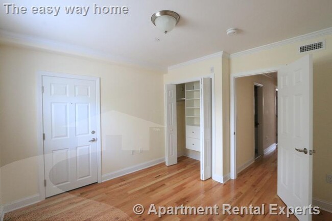 Building Photo - 55 Langdon St