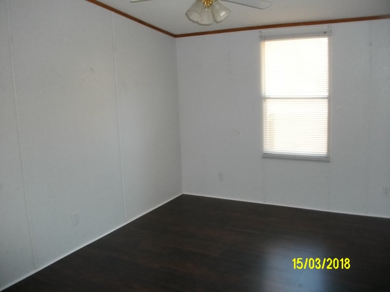 Building Photo - 387 Deanne Ln