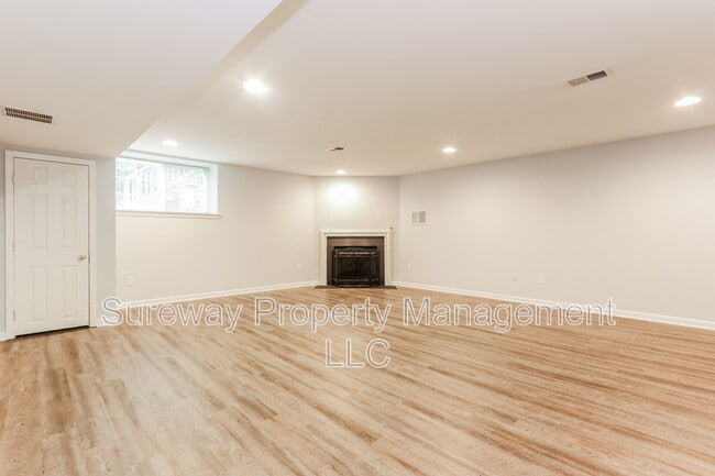 Building Photo - 19 Ocean Breeze Ct