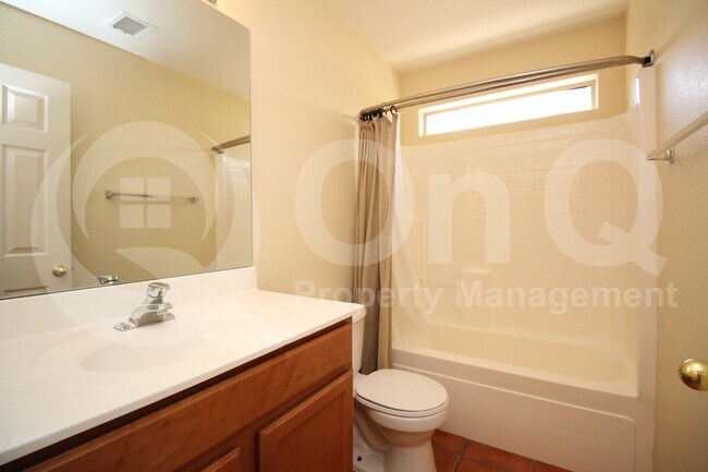 Building Photo - 7460 W Lone Cactus Dr