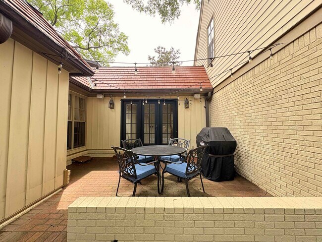 Building Photo - 55 St Andrews Fwy
