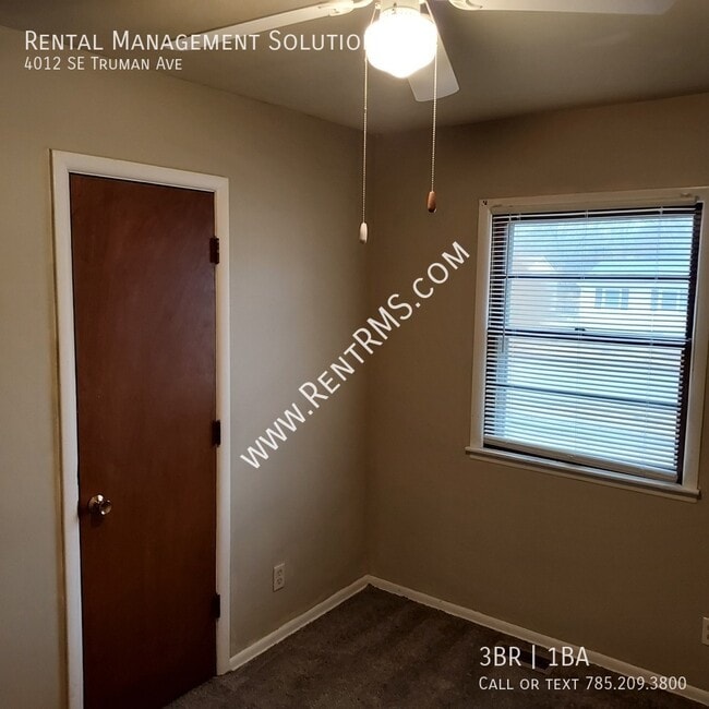 Building Photo - 4012 SE Truman Ave