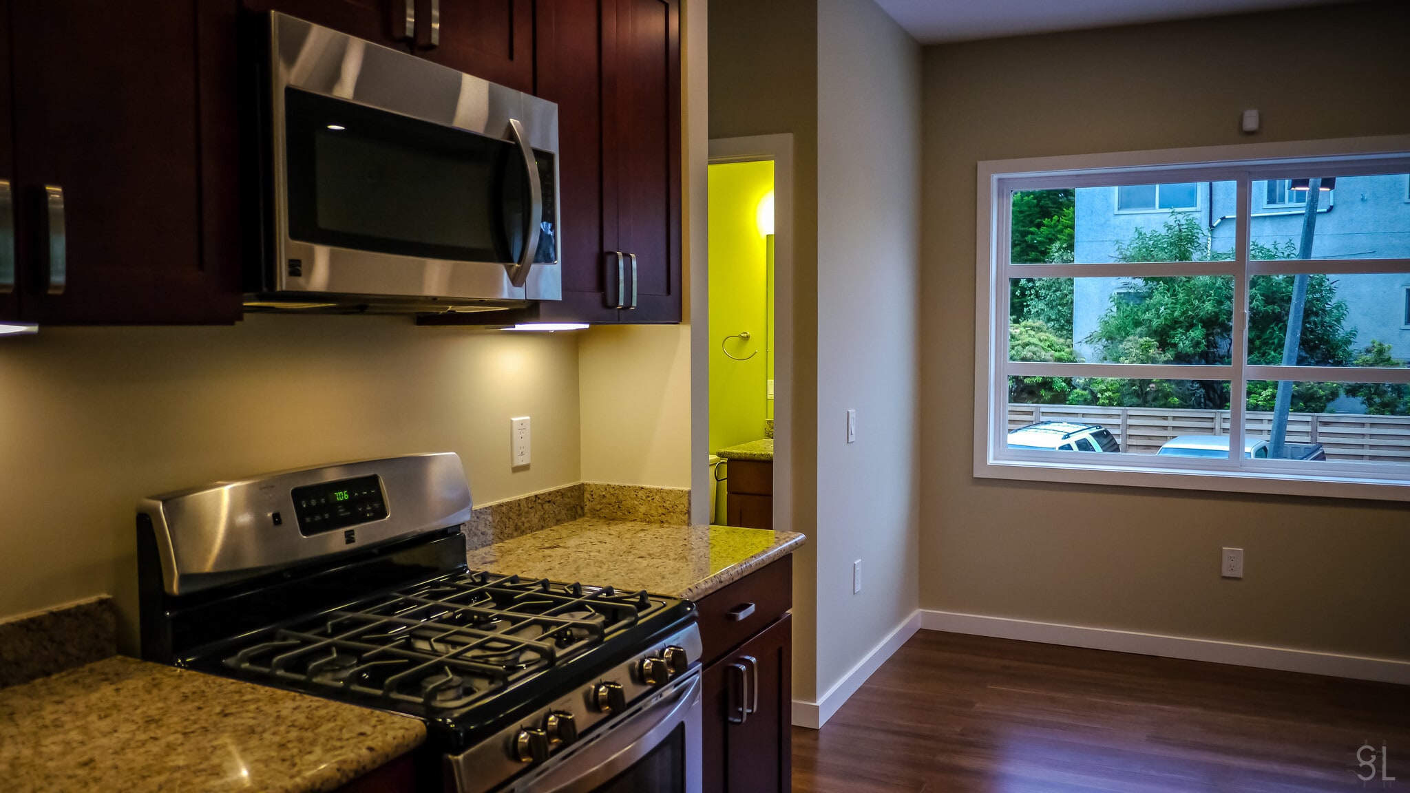 Building Photo - 2215 E John St