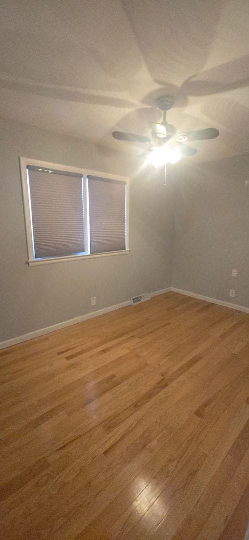 Building Photo - 3 BED 2 BATH COMPLETELY UPDATED SINGLE FAMILY HOME ---- FLORAL