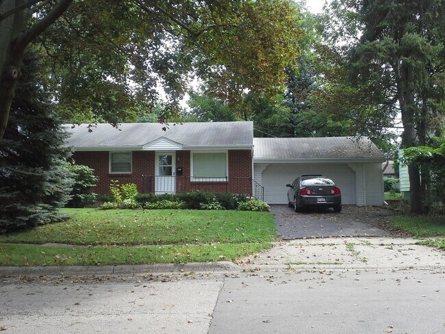 Primary Photo - 1804 Raismore Rd