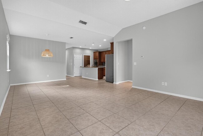 Building Photo - 13685 Goodson Pl