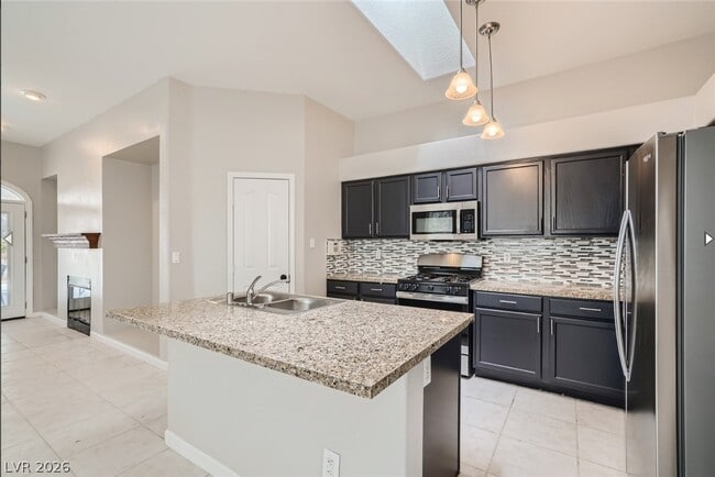 Building Photo - 401 Carlton Kay Pl