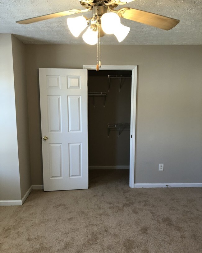Building Photo - 6549 Wellington Chase Ct