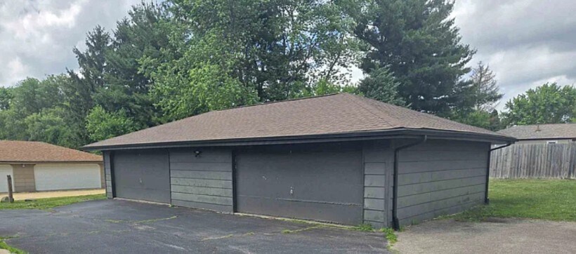 Building Photo - 5182 Seaton Hall Dr