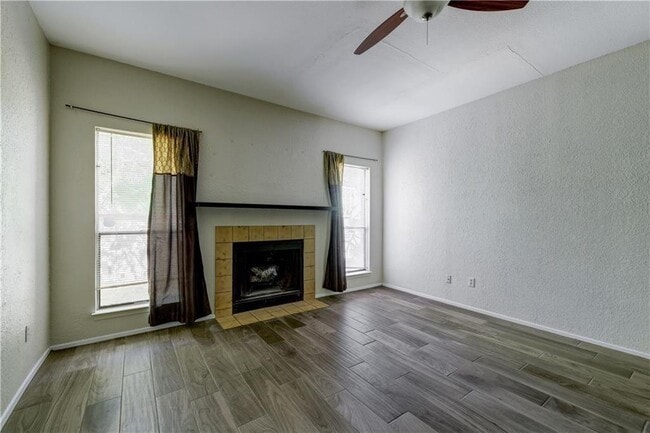 Building Photo - 4406 Avenue A