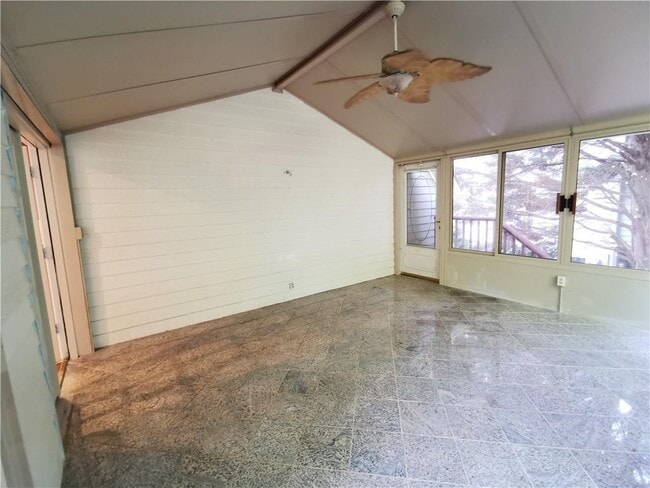 Building Photo - 2411 Magnolia Springs Ct