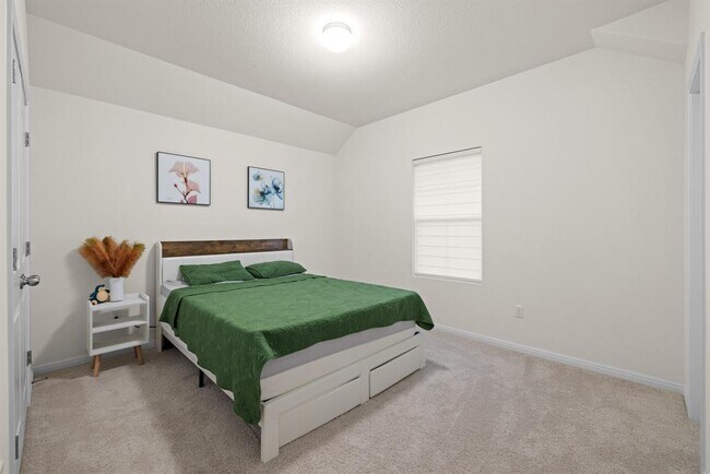 Building Photo - 2604 Acoma Ln