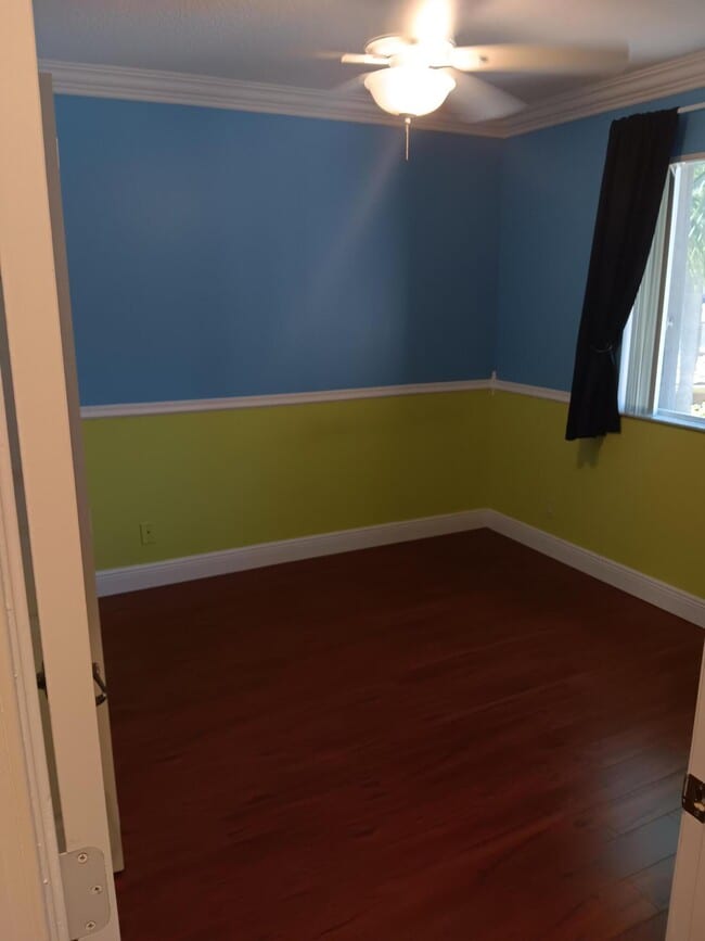 Building Photo - 4983 Pinemore Ln