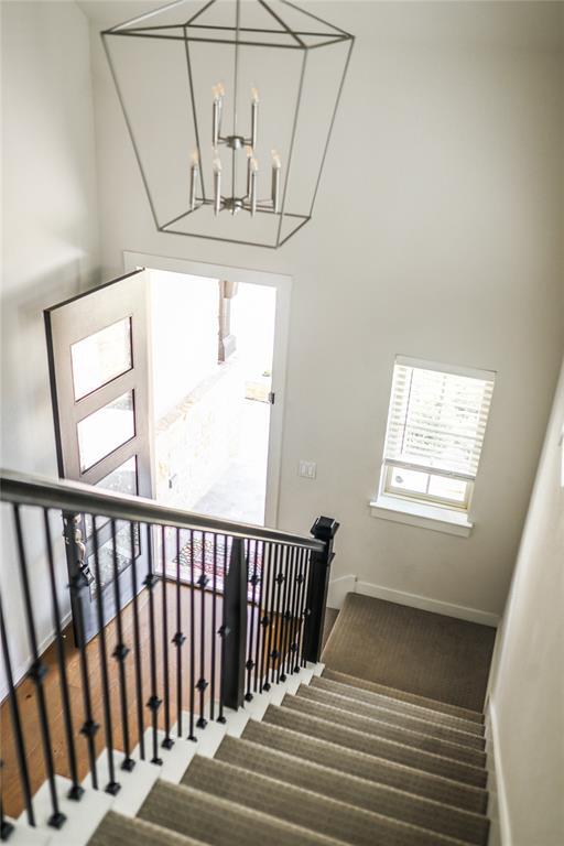 Building Photo - 112 Rosebush Dr