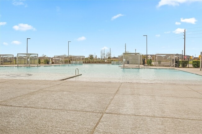 Building Photo - 30618 Wicklow Gdns Dr