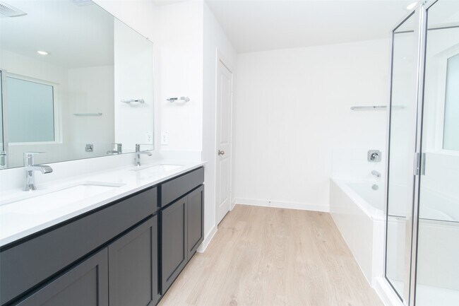 Building Photo - 30615 Windermere Peaks Ln
