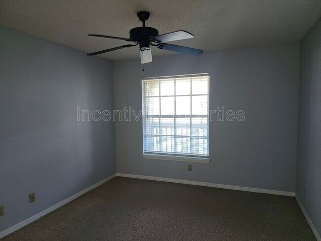 Building Photo - 1057 S Hiawassee Rd