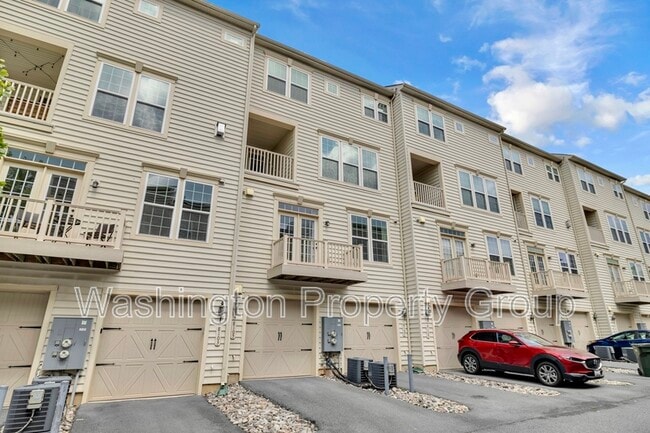 Building Photo - 8105 Greenbelt Station Pkwy