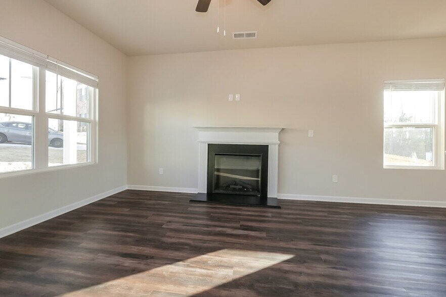 Building Photo - 11152 Shadow Creek Terrace
