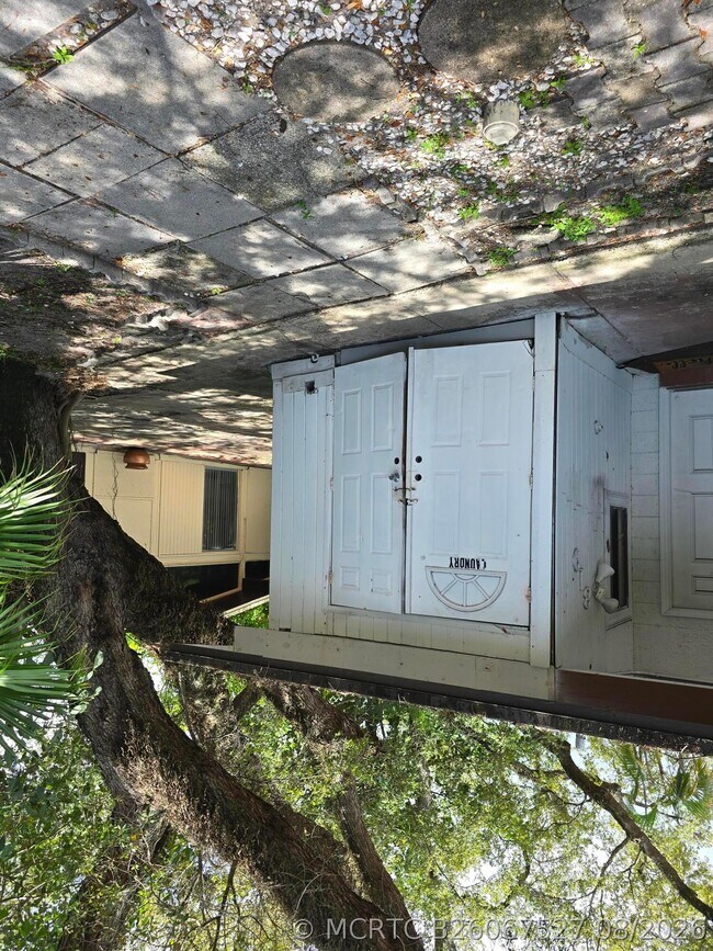 Building Photo - 815 W Las Olas Blvd