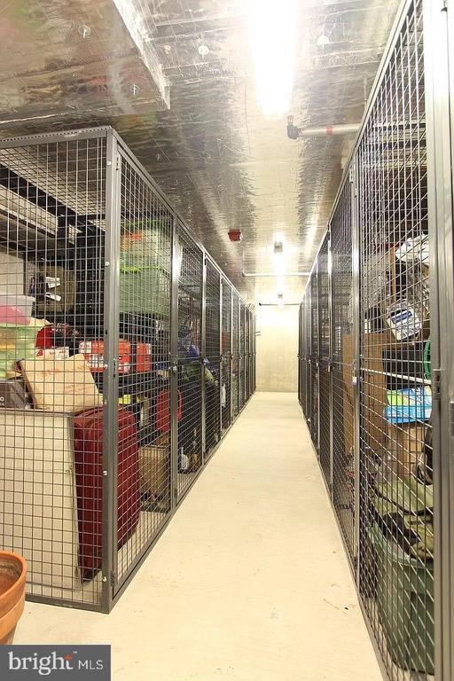 Building Photo - 815 N Patrick St