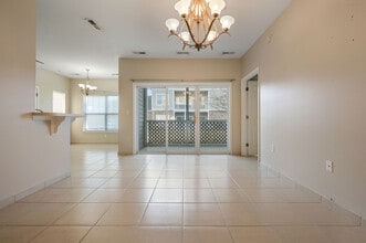 Building Photo - 3601 S Sagamore Dr