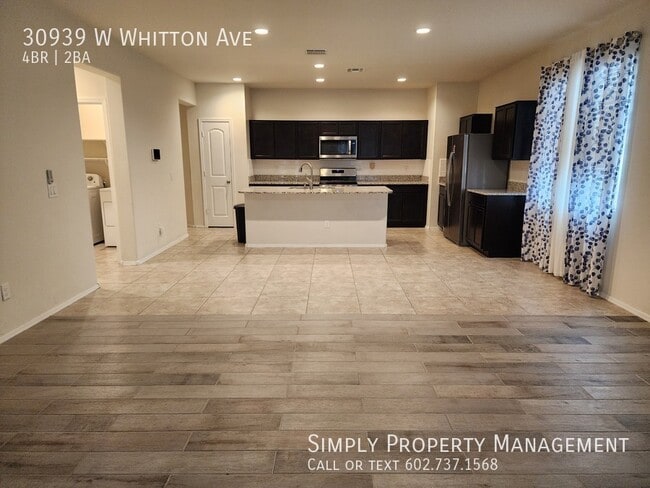 Building Photo - 30939 W Whitton Ave