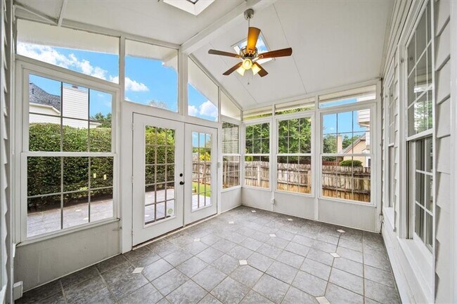Building Photo - 1085 Arbor Creek Dr