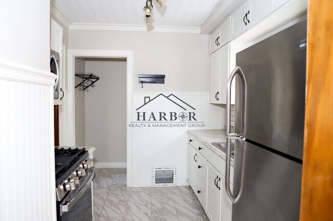Primary Photo - 3 Bedroom Single Family Home in SE Rochest...