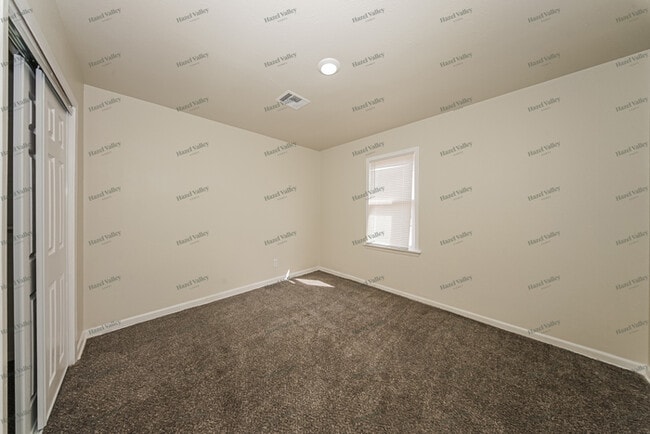 Building Photo - 3201 SW 49th St