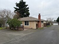 Building Photo - Charming Everett Rambler — 3 Bedrooms + Bonus Room