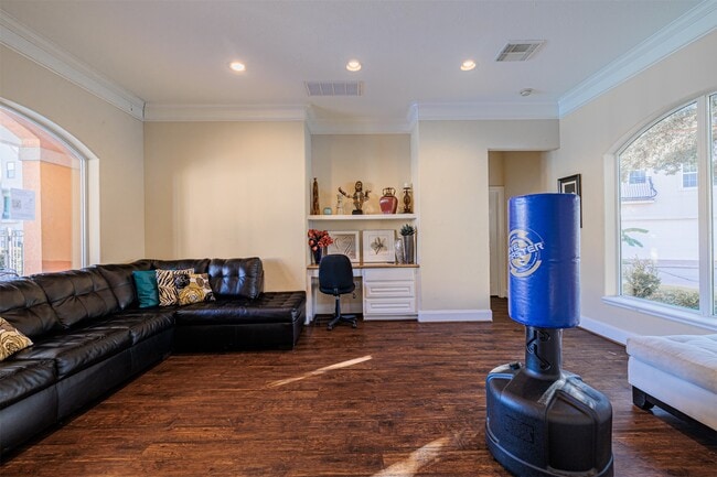 Building Photo - 7155 Windwater Lagoon Dr