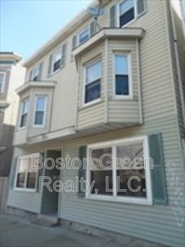 Building Photo - 652 Dorchester Ave